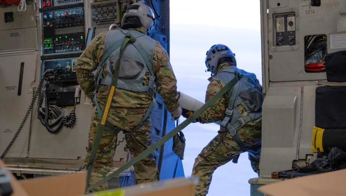 soldiers with arctic buoy drop 2025